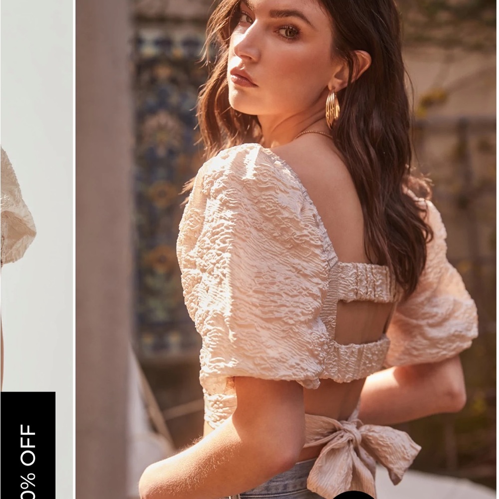 Astr Tassia Puff sleeve top S